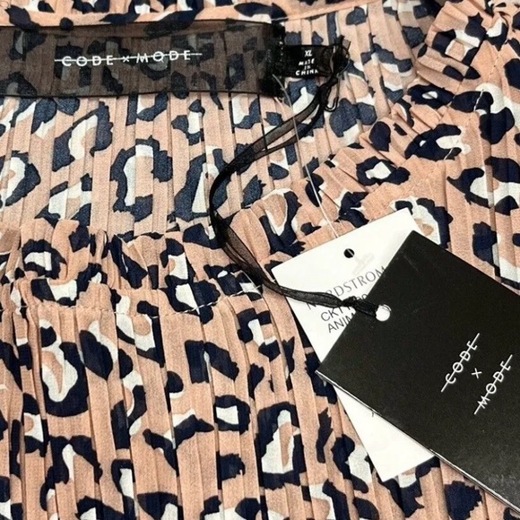 CODEXMODE Leopard Print Top Pink Blue Pleat Long Sleeve Crewneck Size XL - Picture 5 of 8